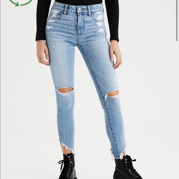 American Eagle Outfitters Denim - American Eagle hi-rise legging cropped jeans